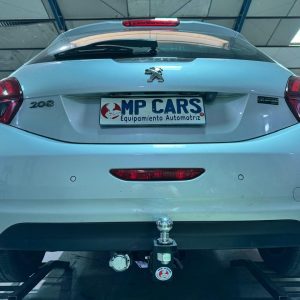 Enganche Americano Peugeot 208 - Imagen 1